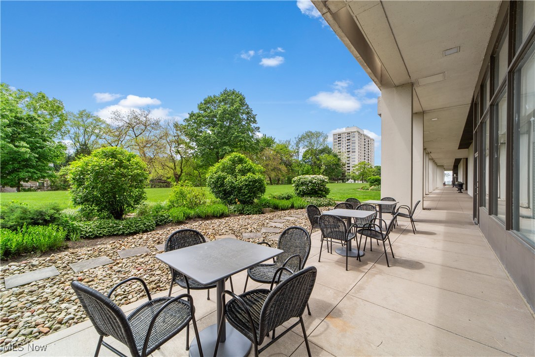 1 Bratenahl Place Bratenahl OH 44108