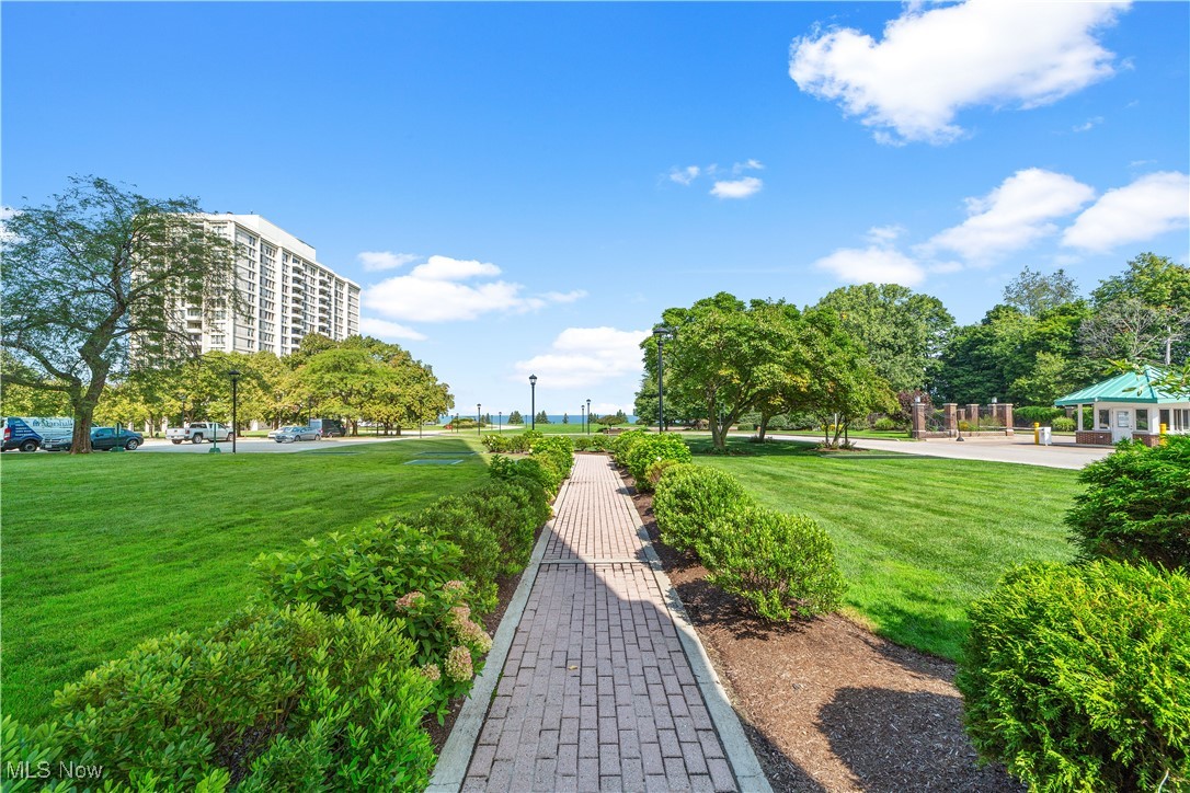 1 Bratenahl Place Bratenahl OH 44108