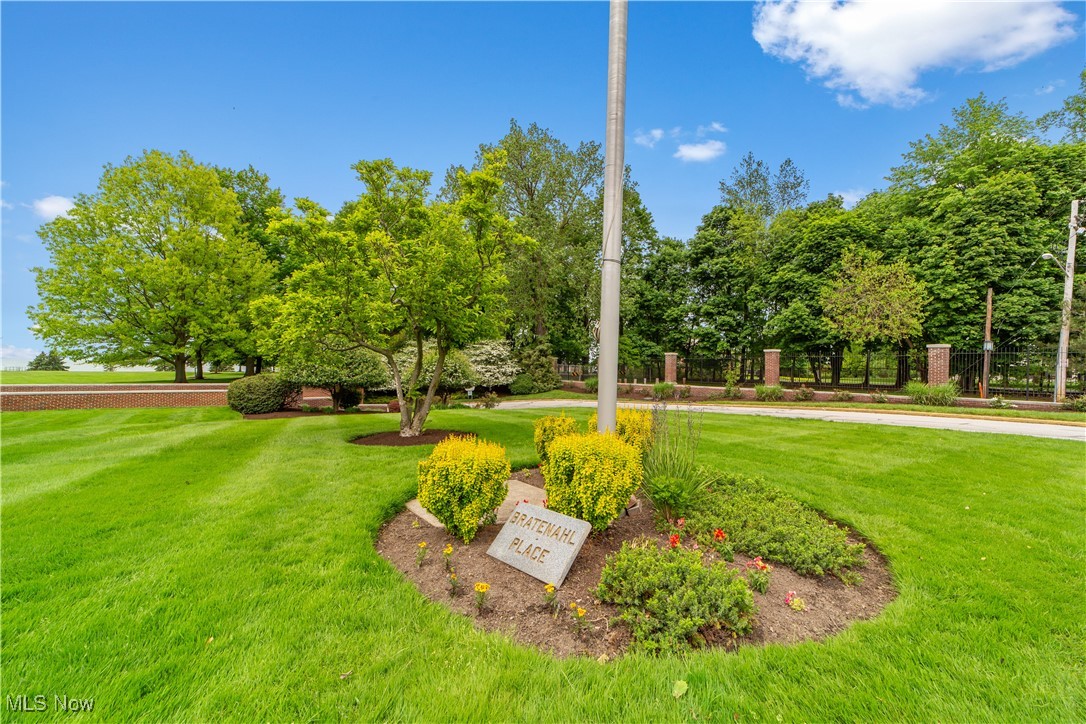 1 Bratenahl Place Bratenahl OH 44108