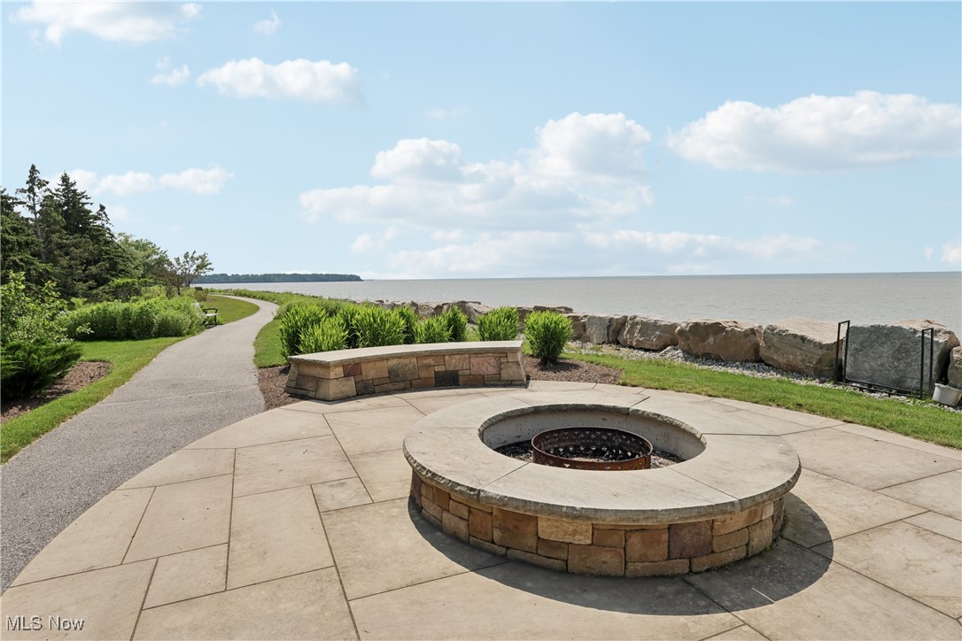 1 Bratenahl Place Bratenahl OH 44108