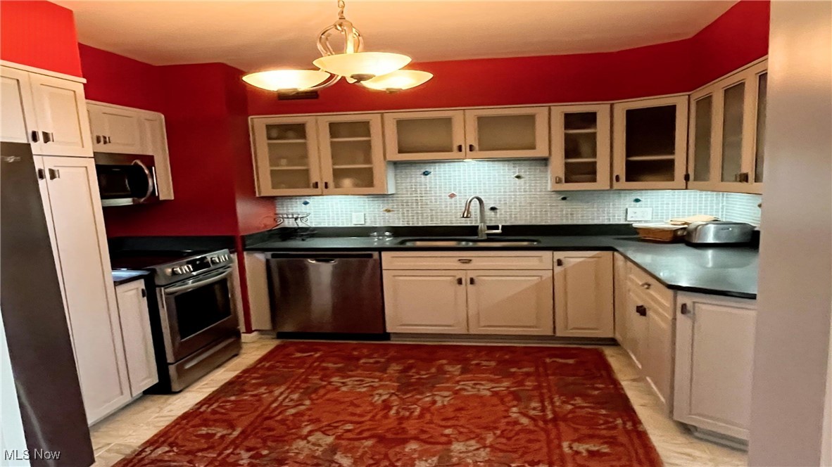 1 Bratenahl Place Bratenahl OH 44108