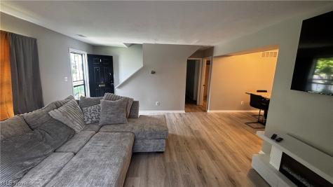 1192 Atwood Drive Cleveland OH 44108