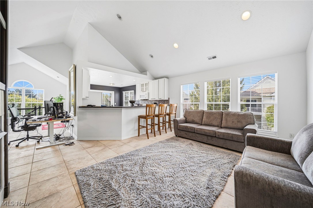 351 E Legend Court Highland Heights OH 44143