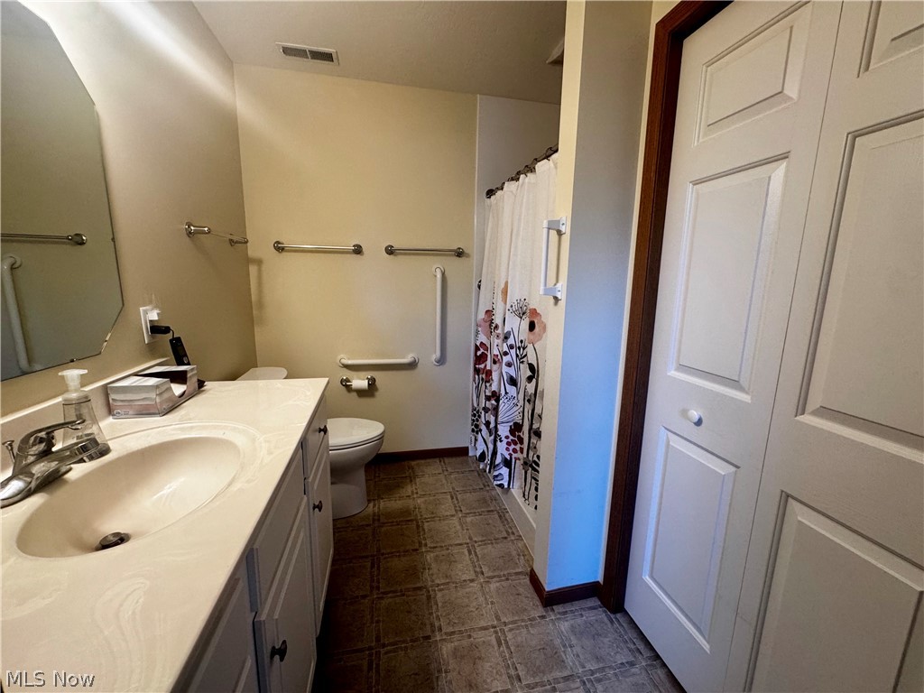 2570 Barnstone Avenue SW Canton OH 44706