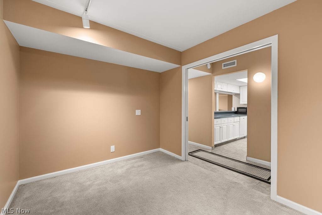 1444 W 10 Street Cleveland OH 44113