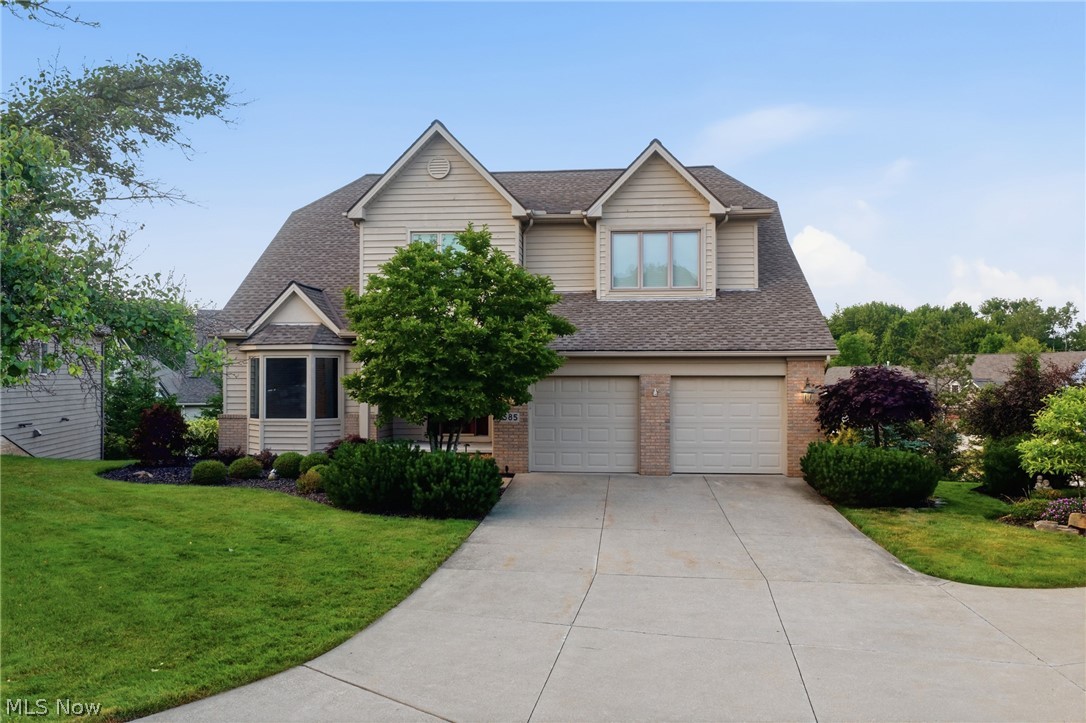 585 Burgess Circle Aurora OH 44202