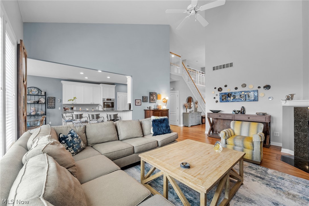 585 Burgess Circle Aurora OH 44202