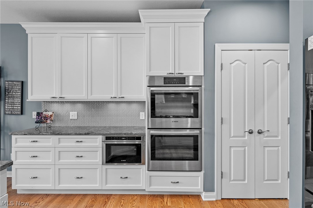 585 Burgess Circle Aurora OH 44202