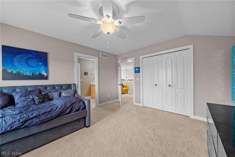 585 Burgess Circle Aurora OH 44202