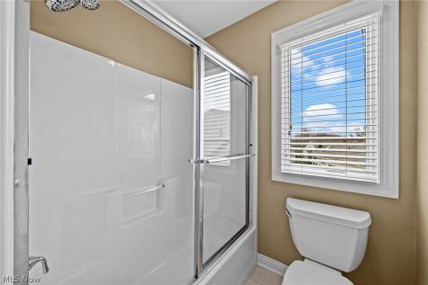 585 Burgess Circle Aurora OH 44202