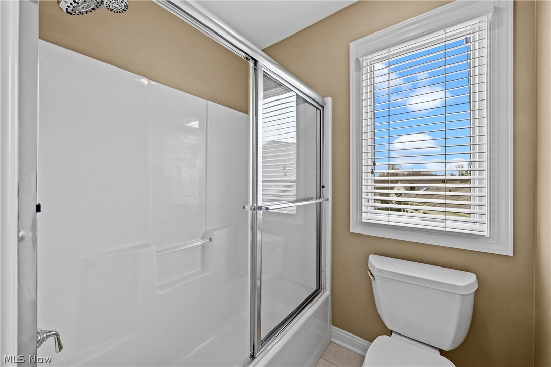 585 Burgess Circle Aurora OH 44202