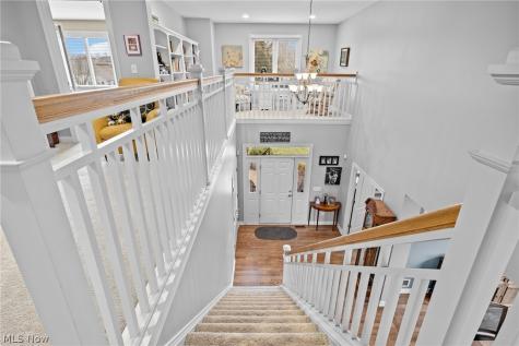 585 Burgess Circle Aurora OH 44202