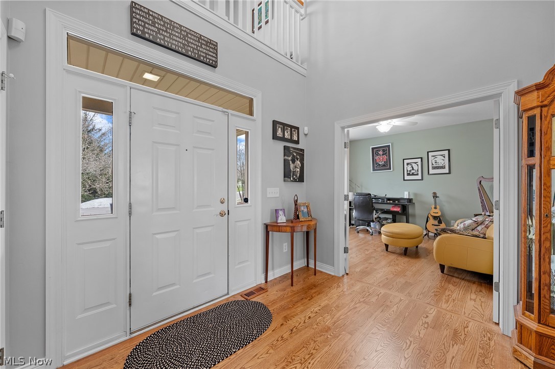 585 Burgess Circle Aurora OH 44202
