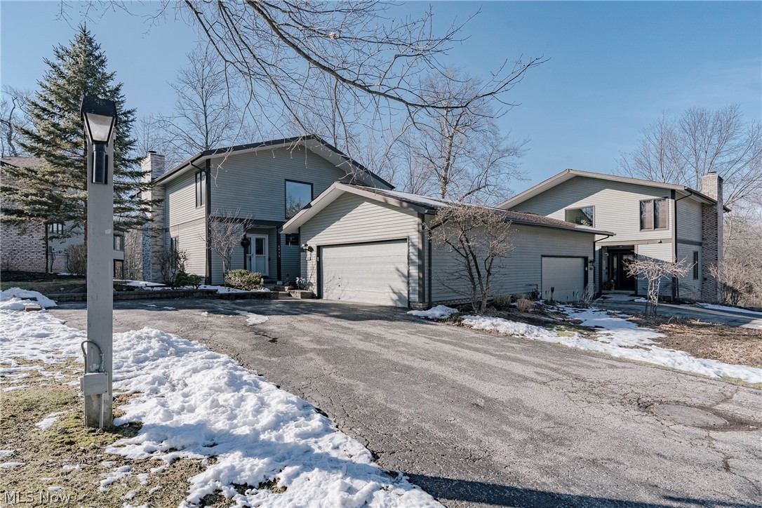 6919 Woodwalk Drive Brecksville OH 44141