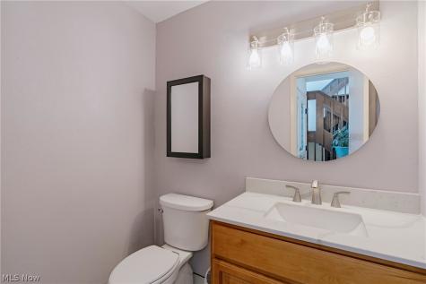 6919 Woodwalk Drive Brecksville OH 44141