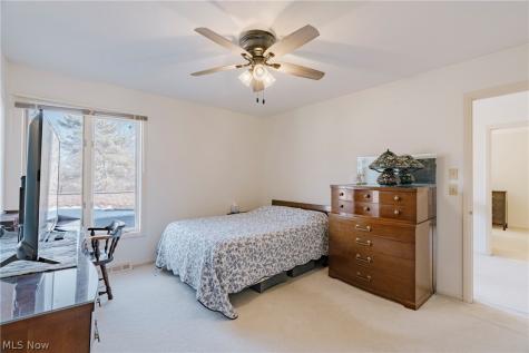 6919 Woodwalk Drive Brecksville OH 44141