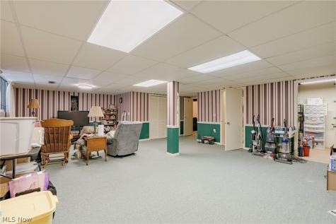 6919 Woodwalk Drive Brecksville OH 44141