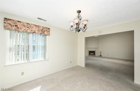 839 Sutton Place Akron OH 44313