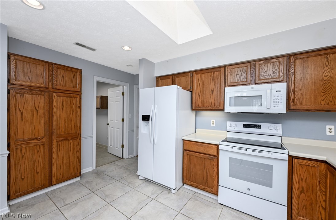 839 Sutton Place Akron OH 44313