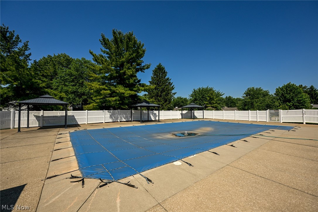 839 Sutton Place Akron OH 44313