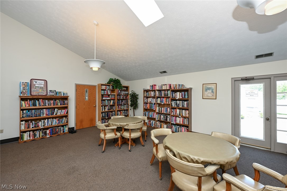 839 Sutton Place Akron OH 44313