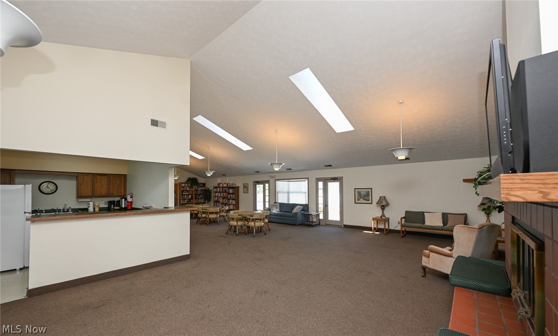 839 Sutton Place Akron OH 44313