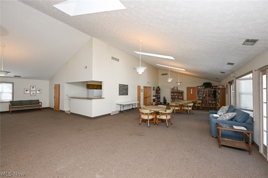 839 Sutton Place Akron OH 44313