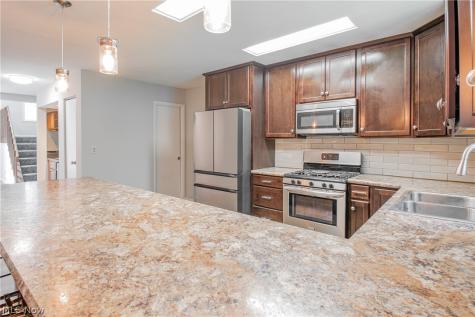 100 Silver Valley Boulevard Munroe Falls OH 44262