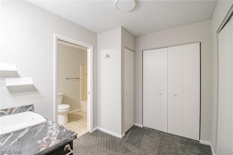 100 Silver Valley Boulevard Munroe Falls OH 44262