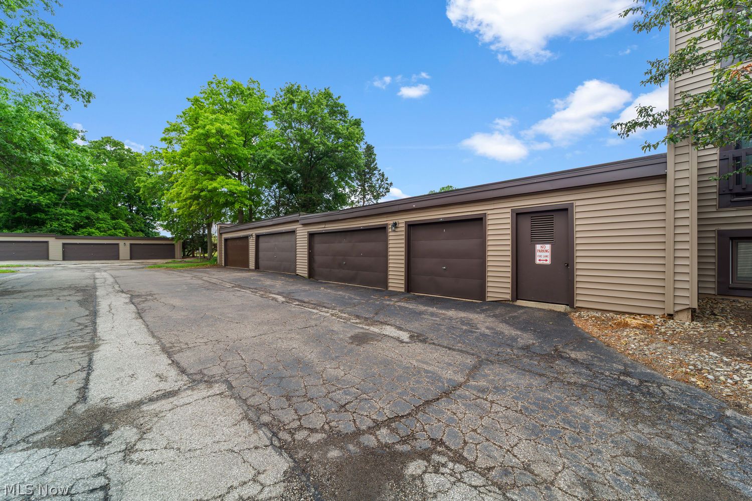 1145 Canyon View Road Sagamore Hills OH 44067