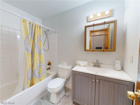 8240 Deepwood Boulevard Mentor OH 44060