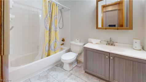 8240 Deepwood Boulevard Mentor OH 44060