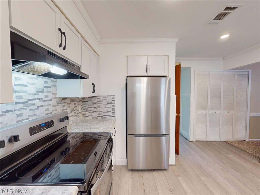 8240 Deepwood Boulevard Mentor OH 44060