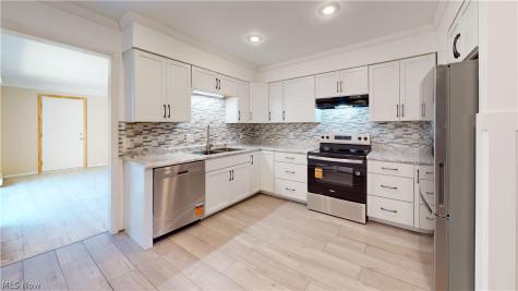 8240 Deepwood Boulevard Mentor OH 44060