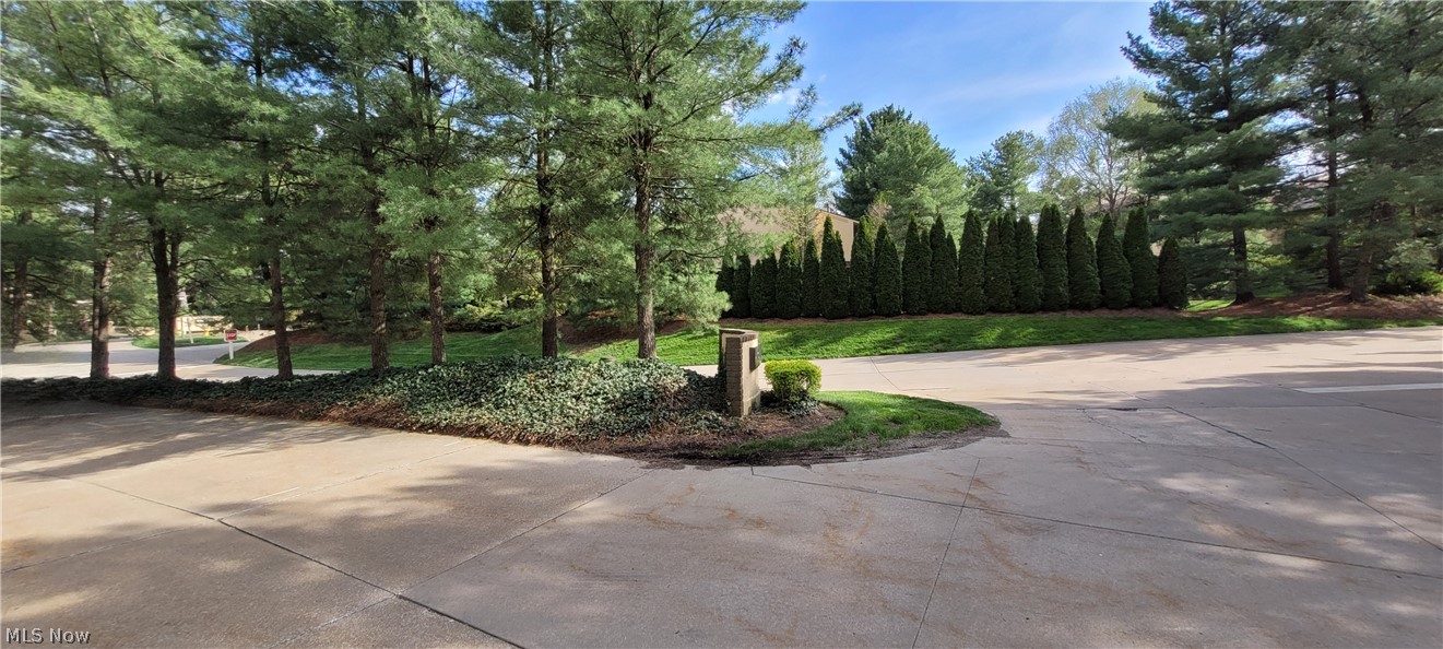 1745 Brookwood Drive Akron OH 44313