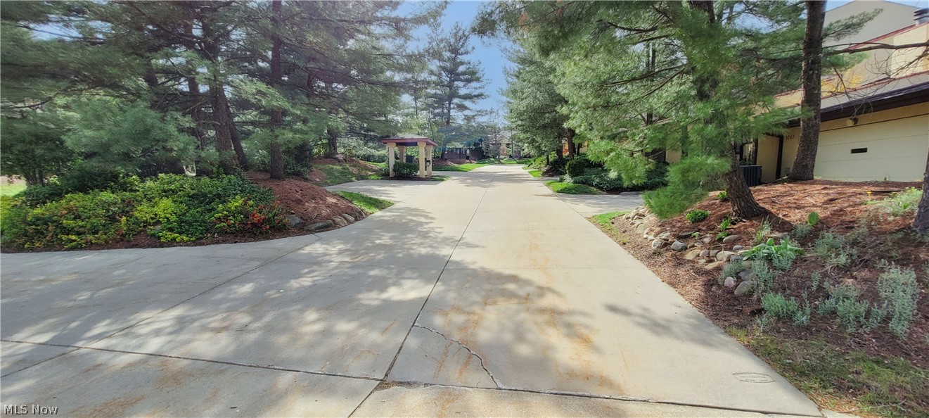 1745 Brookwood Drive Akron OH 44313