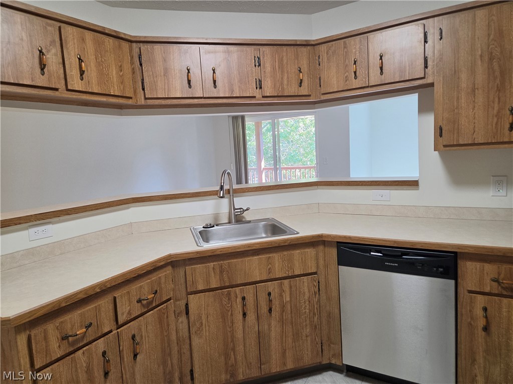 1150 Tollis Parkway Broadview Heights OH 44147
