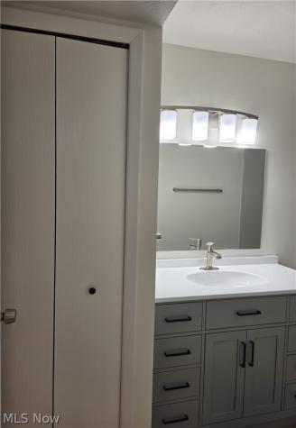 1150 Tollis Parkway Broadview Heights OH 44147