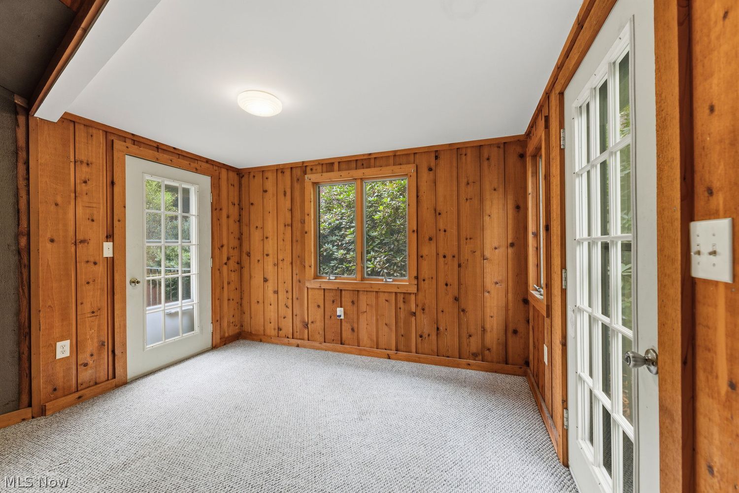1938 Hemlock Drive Kent OH 44240