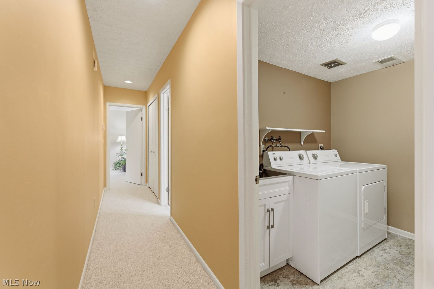 1938 Hemlock Drive Kent OH 44240
