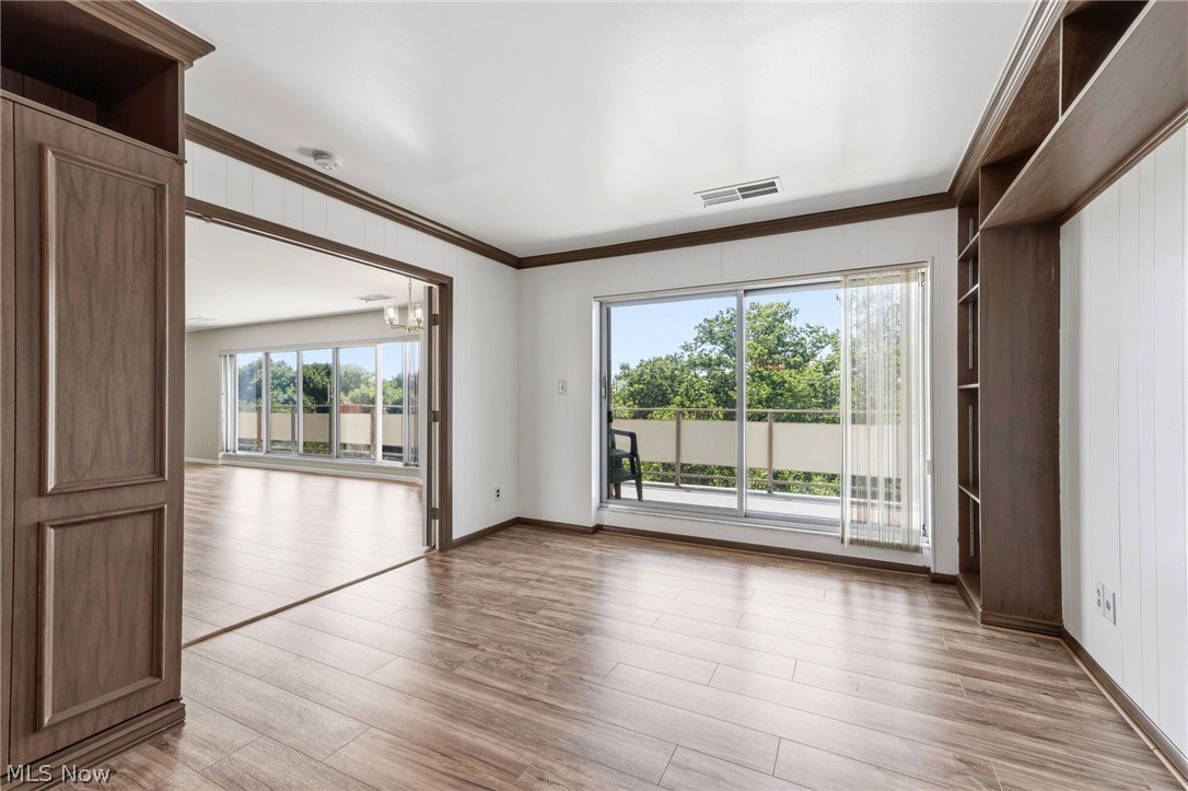 2202 Acacia Park Drive Lyndhurst OH 44124