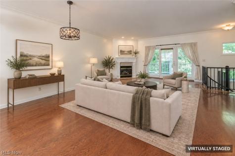 1517 Huntington Lane Cleveland Heights OH 44118