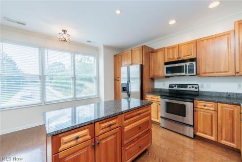 1517 Huntington Lane Cleveland Heights OH 44118
