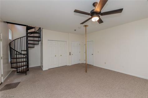1517 Huntington Lane Cleveland Heights OH 44118