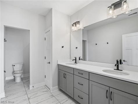 4191 Lorain Court Cleveland OH 44113