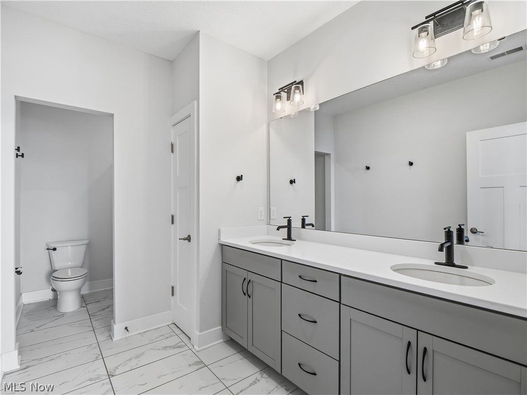 4191 Lorain Court Cleveland OH 44113