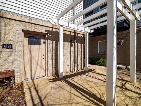 4191 Lorain Court Cleveland OH 44113