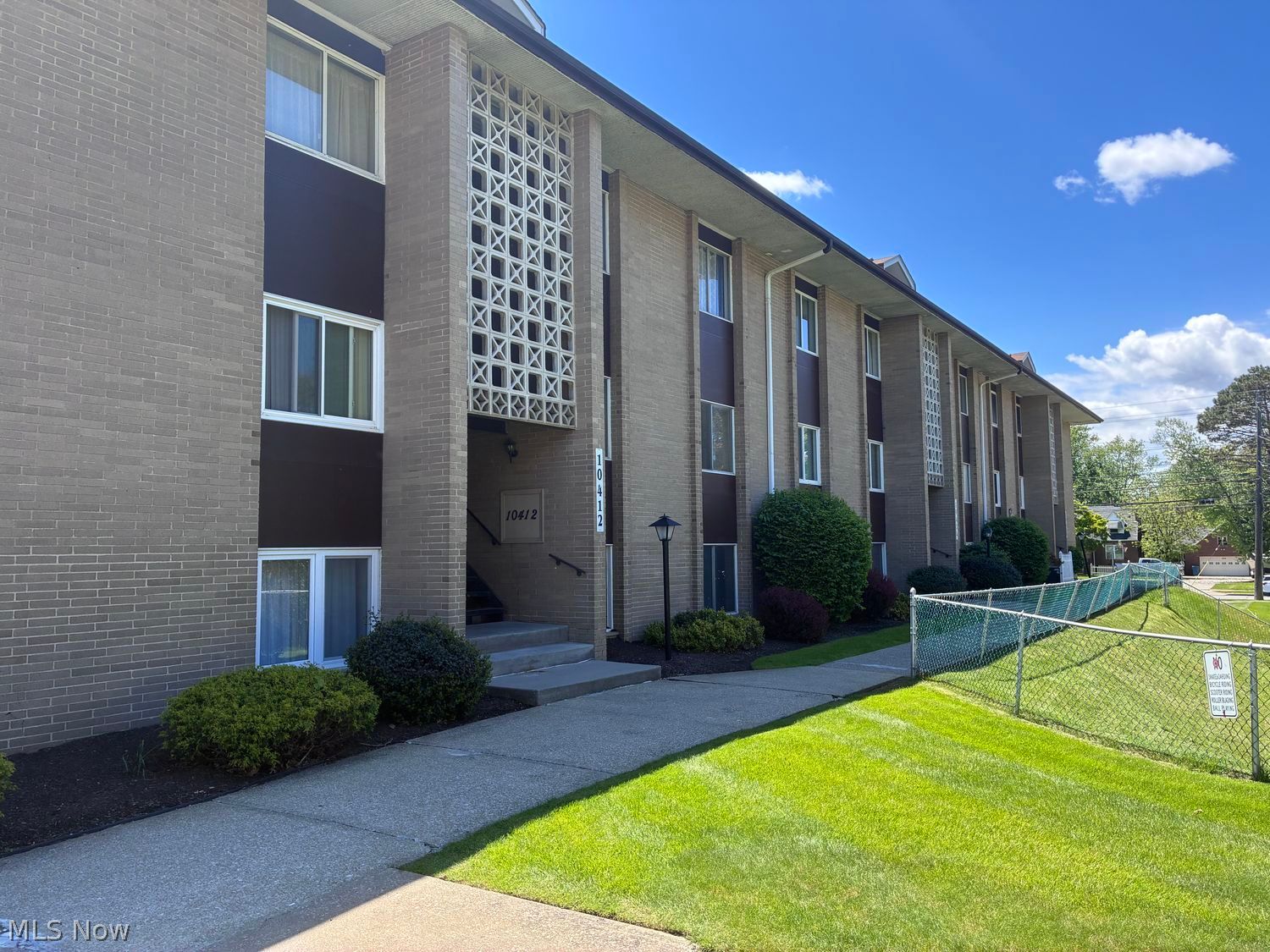 10412 N Church Drive Parma Heights OH 44130