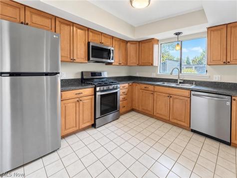 1135 Canyon View Road Northfield OH 44067