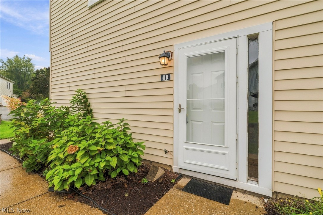 2551 Royal County Down Drive Uniontown OH 44685